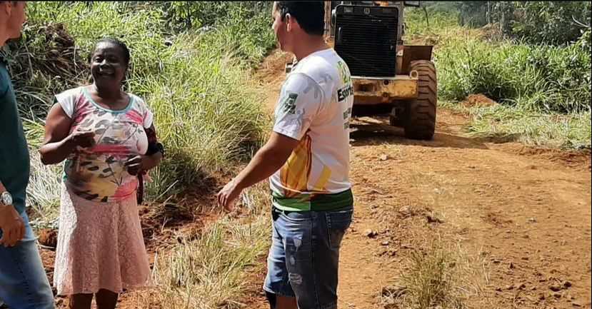 Camacã: Prefeitura recupera estrada da região Estrela de São João do Panelinha e região Córrego de Areia